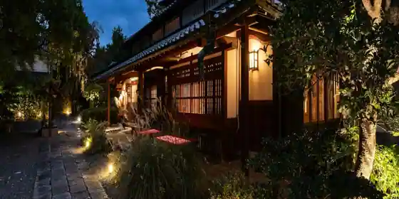 １日２組の古民家ホテル　うぶすなの郷TOMIMOTO