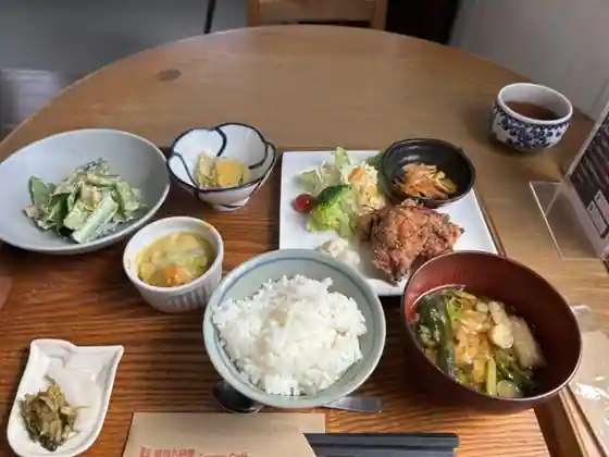 テガミ カフェ