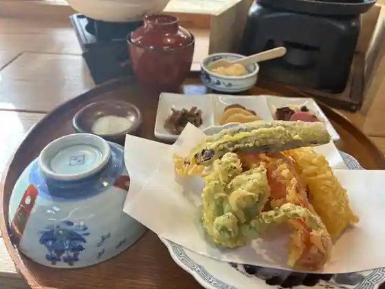 釜めし 玉や