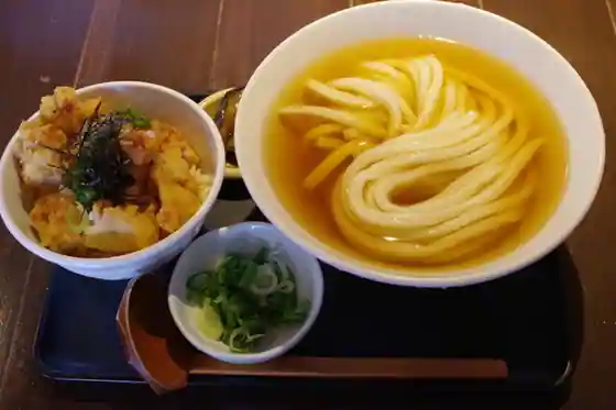 Kama Age Udon Suzu Iori