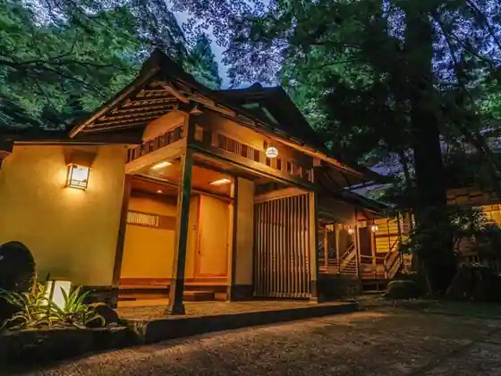 Nara Kasuga Okuyama Gekkatei