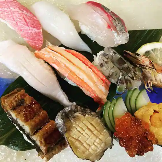 魚八庭