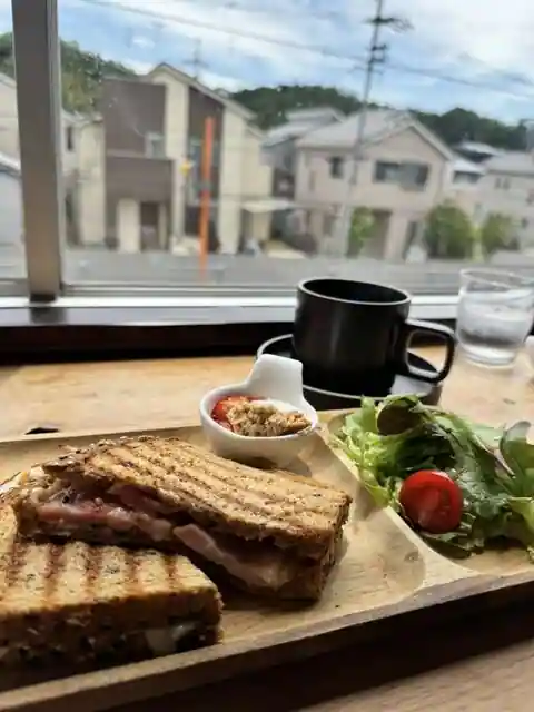 Cafe + Sutajio Furatto