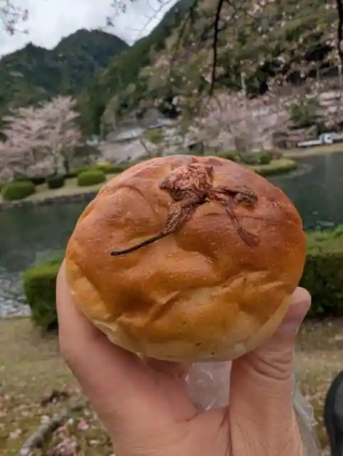 たもとパン店