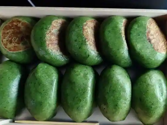Muro Yomogi Mochi Honpo Morimoto