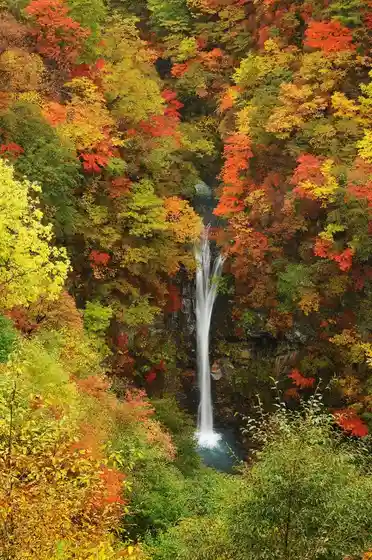 Komadome Falls