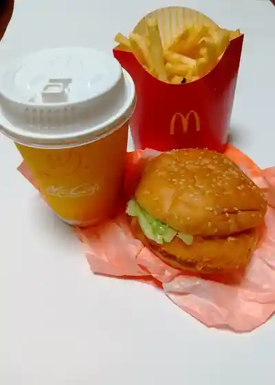 マクドナルド ４号線名取店
