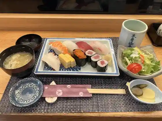 末廣寿司 分店