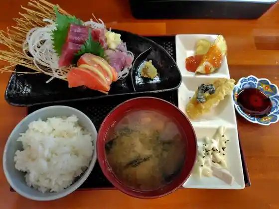 市場直送 めし処 一