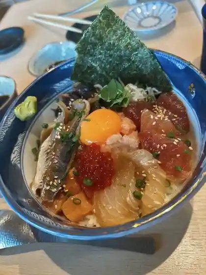 閖上海鮮丼せんしん