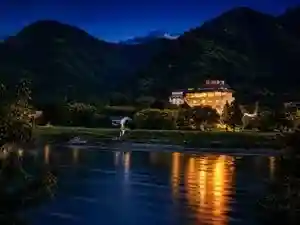 Sakika Onsen Aga Nomegumi Bo Kawa Kaku