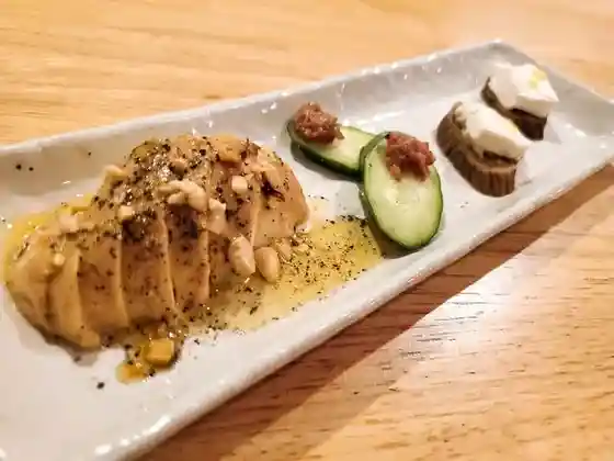 Kaku Uchi + 81 Kanese Shoten