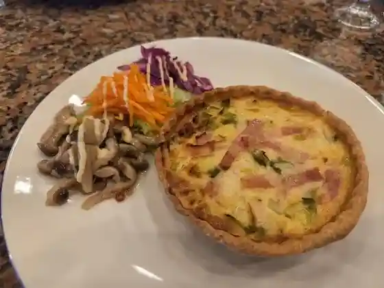 Karubenkusu Ko Tami-ya Cafe Shibui