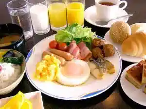 Hotel Tsubame Hiruzu Yoshida Ekimae (BBH Gurupu) Kyu Hotel Minato