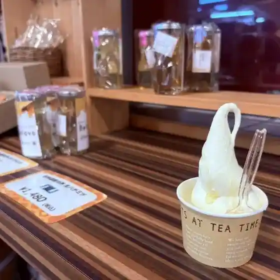 ビーチにしめや