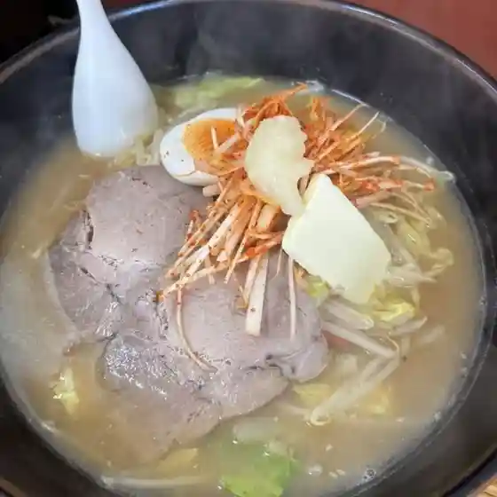 頑固らーめん　やまじゅう