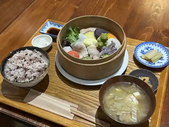 Kafe (Yasaito Etosetora) Kafe (Yasaitoetosetora)