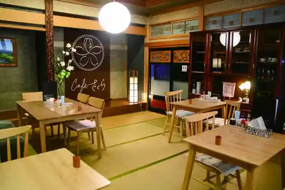 Cafe Sakura
