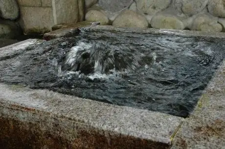 Kaga no Hachimanjinja Ido