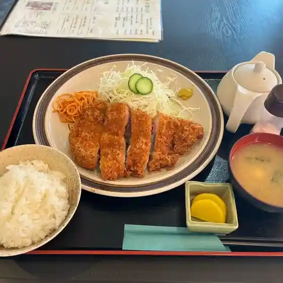 わらく
