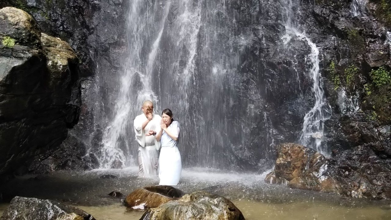 Sutra Copying & Waterfall Training at Hochi-in