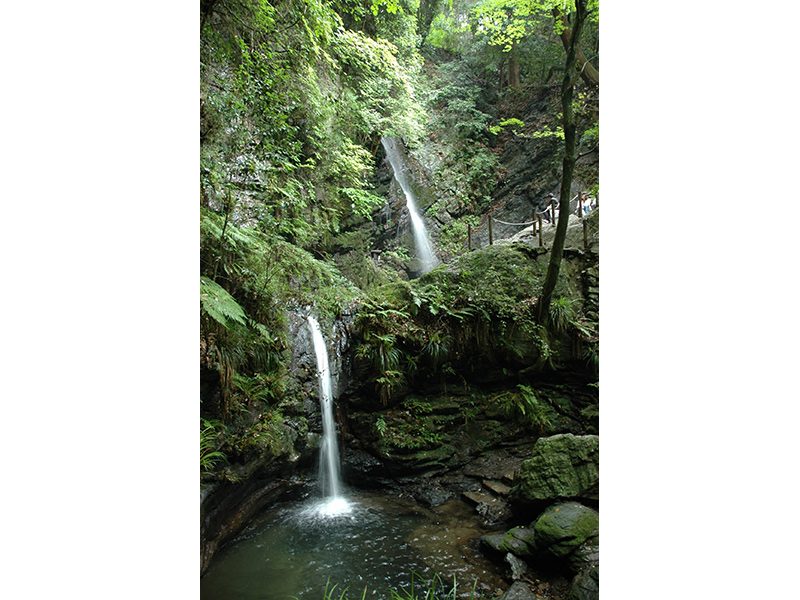 Kuroyama Three Falls