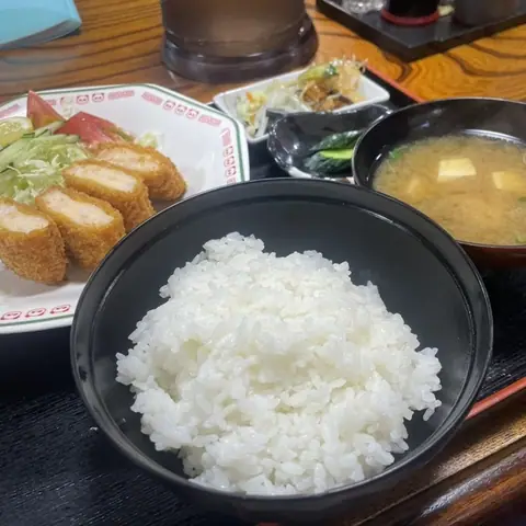 みよしや食堂