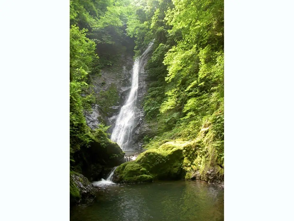 no Shika Falls
