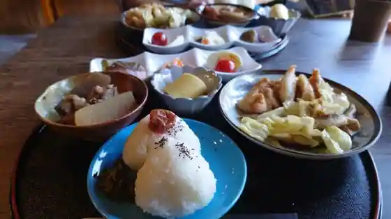 Ko Minka Cafe Manma Iori