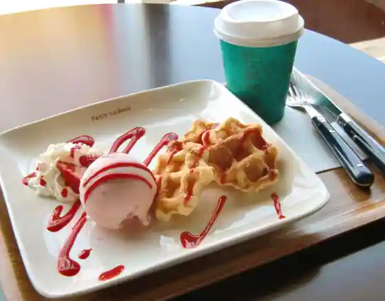 Cafe & Outlet Cafe Sanravian