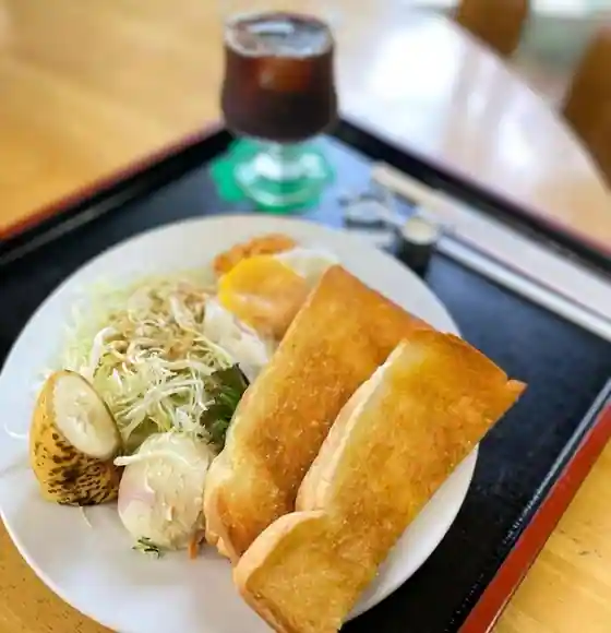 Cafe & Lunch Oka No Ue