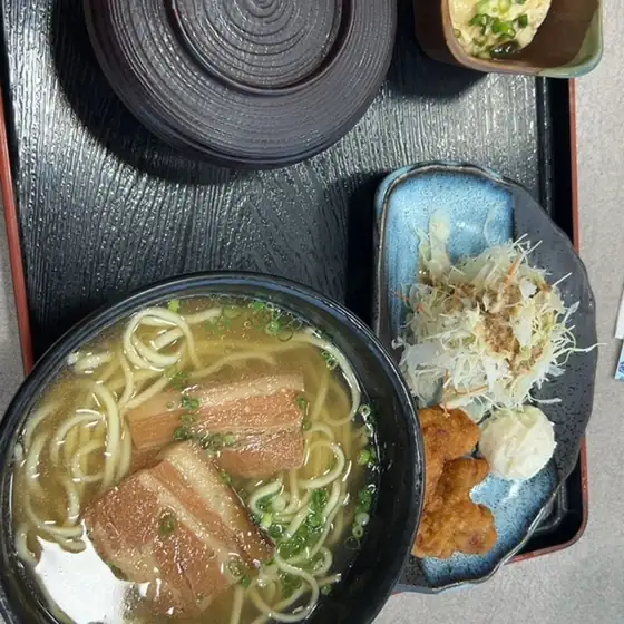 伊芸サービスエリア（上り）レストラン