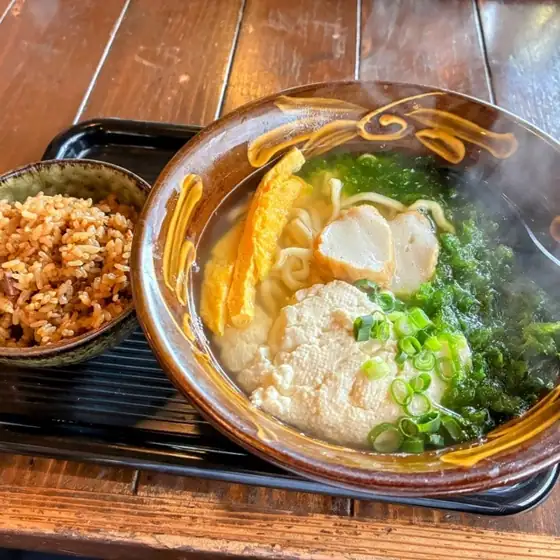 すーじぐわーのそば屋 さーふーふー