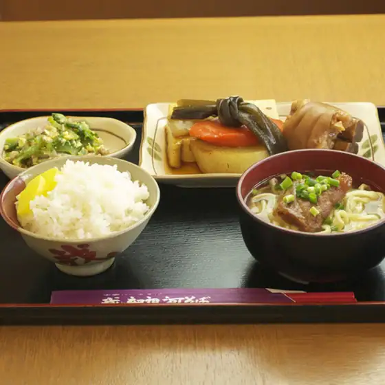 Gabesoga Shokudo Nakagusuku Store