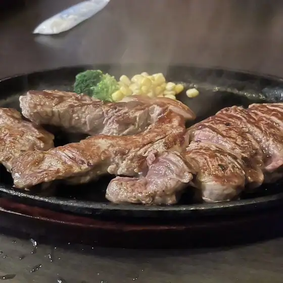 ステーキハウスうっしっしぃ