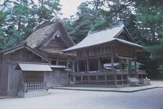 Mizu Jaku Su Shrine