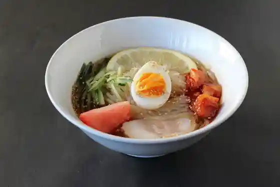 ホルモンセンターあかしろ
