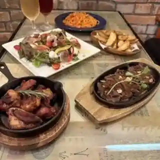 肉バル BARBiG