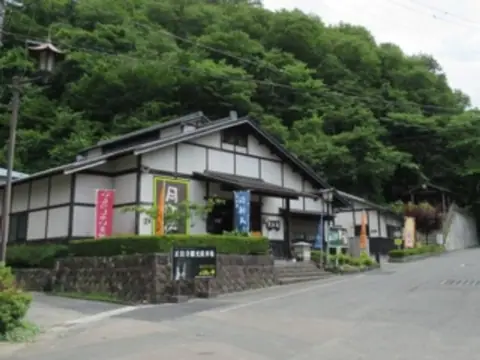 Iwayado Yokan Kikusendo