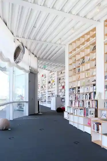 Ota City Art Museum and Library