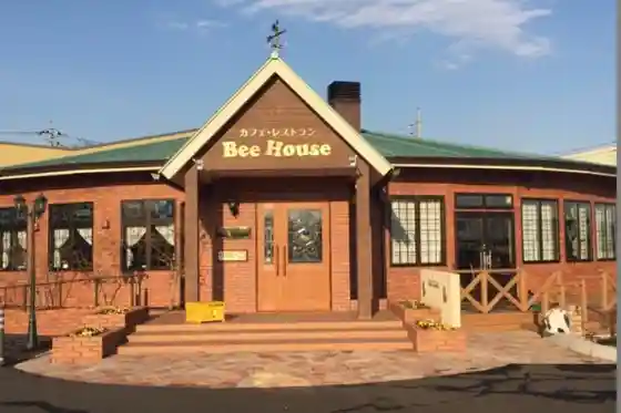 Cafe Restaurant Bee House