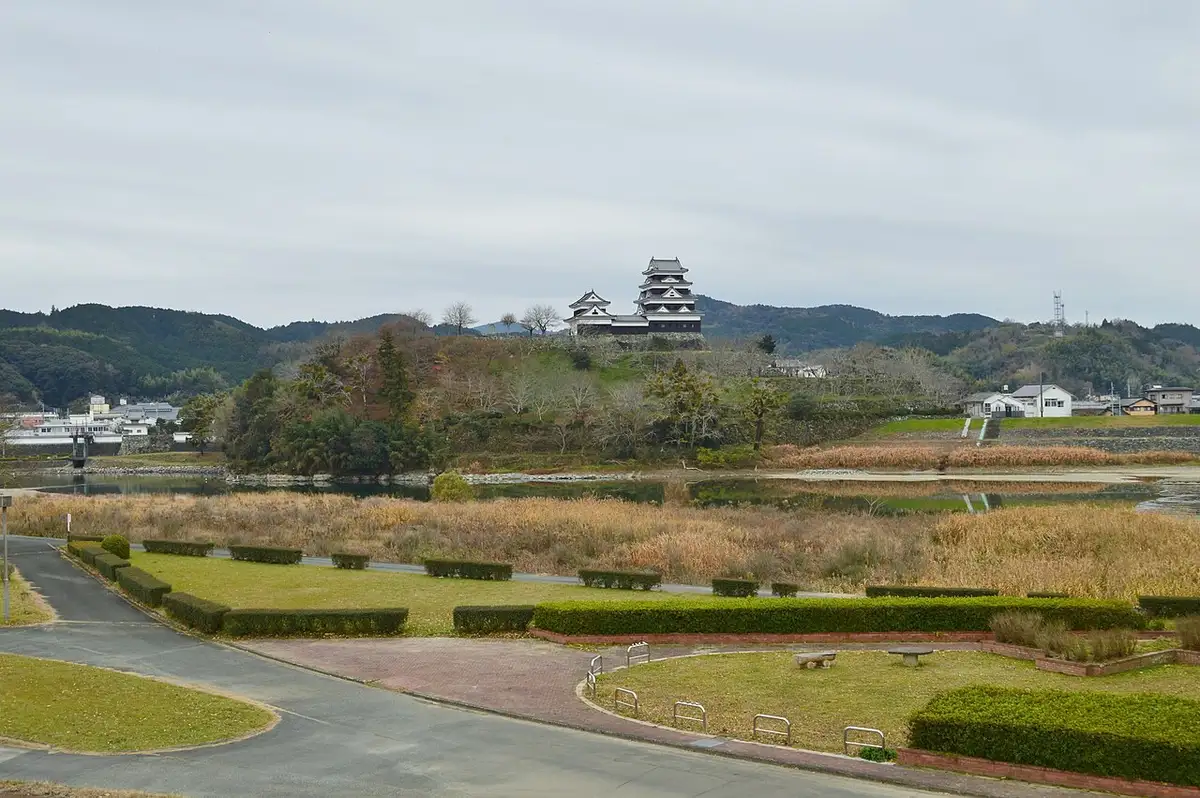 Ozu Castle