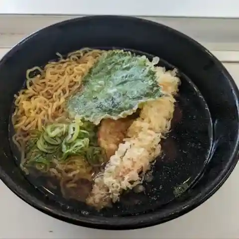 紅ばら 生協蛇田店