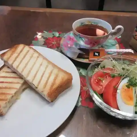 カフェサロン エルフィン