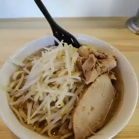 自家製麺 ラーメンが止マラナイ