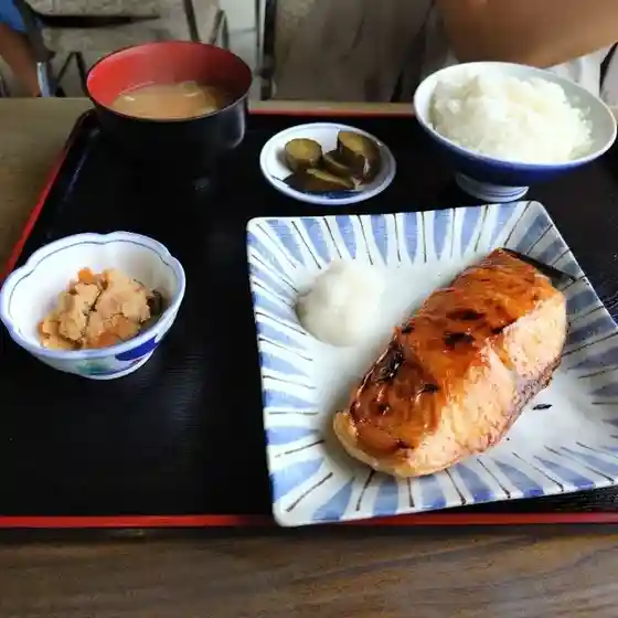 ドライブイン みなと