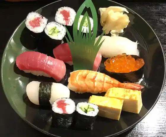 すし処ウサ見