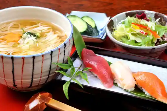 稲庭うどん 瀧さわ家