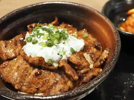 マルハのカルビ丼 イオンモール新利府 南館店