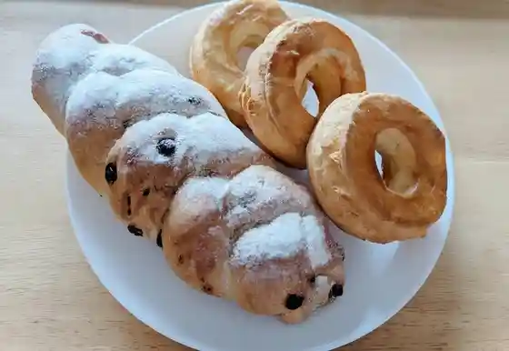 Bread Factory パン工場 イオンスタイル新利府店